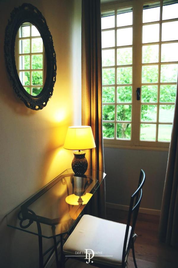 Mas De La Sauline Bed and Breakfast La Roque-d'Antheron Εξωτερικό φωτογραφία